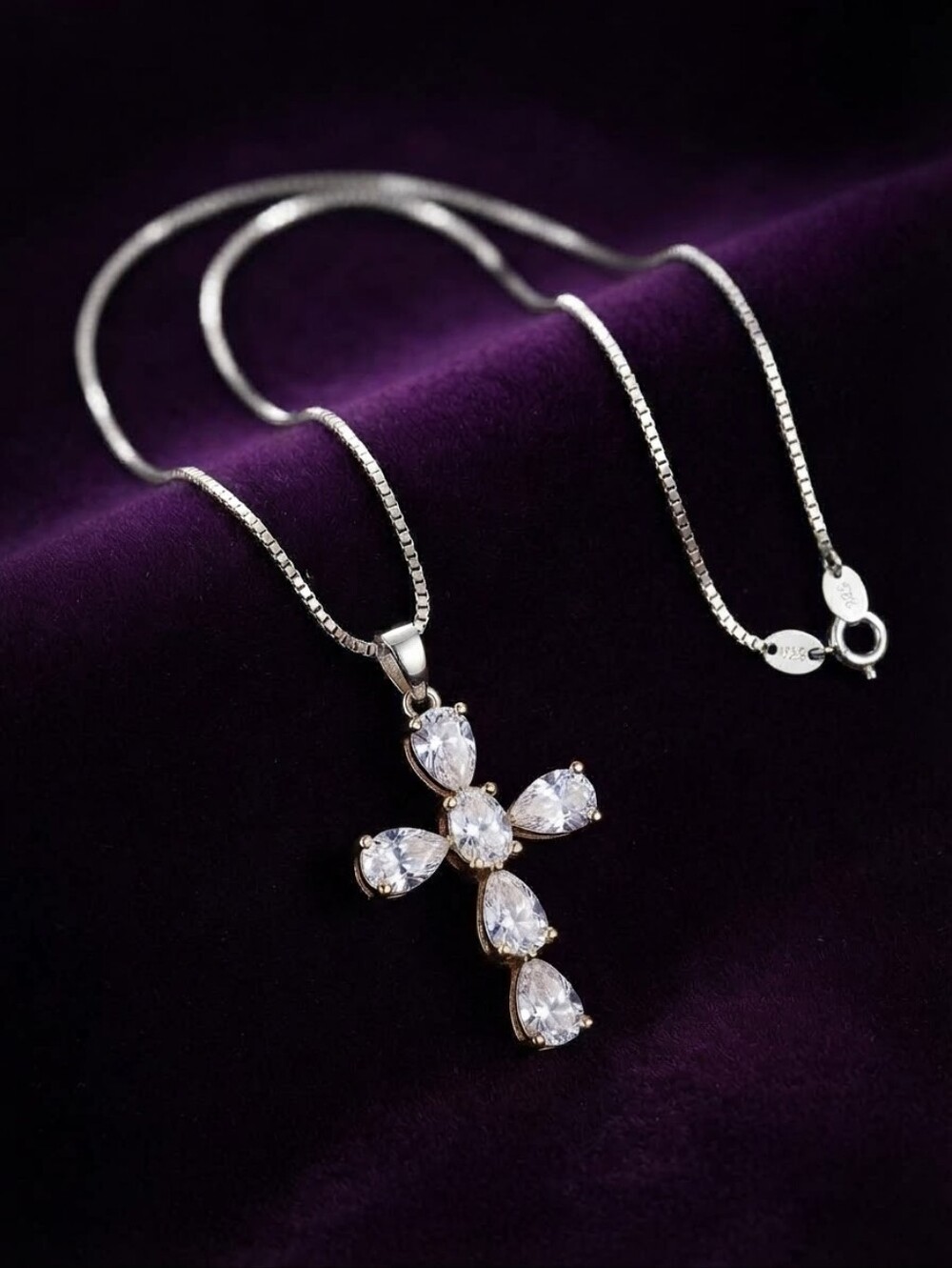 EUC Sterling Silver Pear-Shaped Cubic Zirconia Cluster Cross Necklace Dainty CC